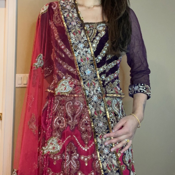 Indian Wedding Lengha - Picture 5 of 7